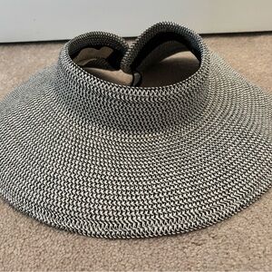 Quagga Green Label Women’s Black & White Paper Straw Visor Sun Hat Adjustable